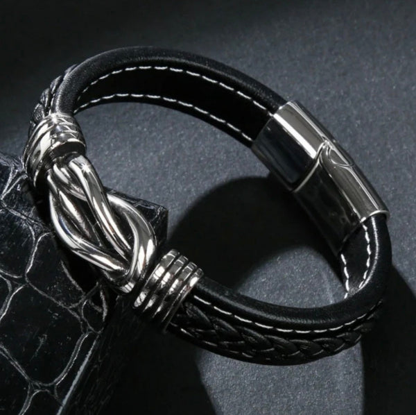 To My Bonus Dad - Linked Bracelet - Life Gave Me the Gift of You Message Card Gift