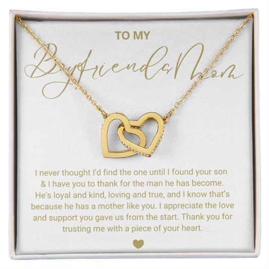 To My Boyfriend's Mom - Linked Hearts Necklace - Message Card Gift