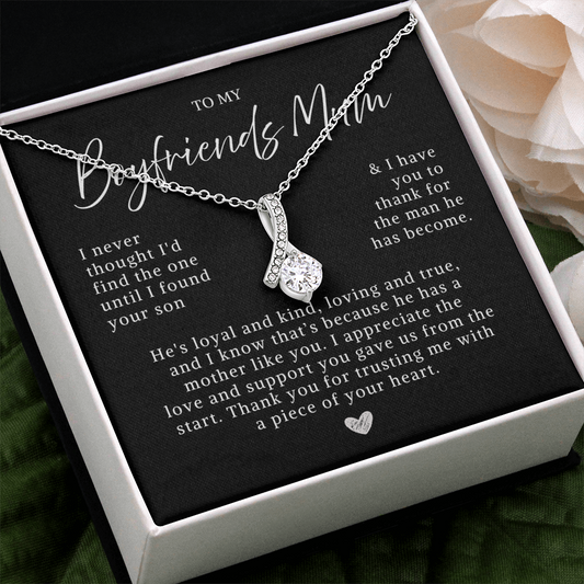 To My Boyfriend's Mom - Ribbon Necklace - Thank You Message Card Gift