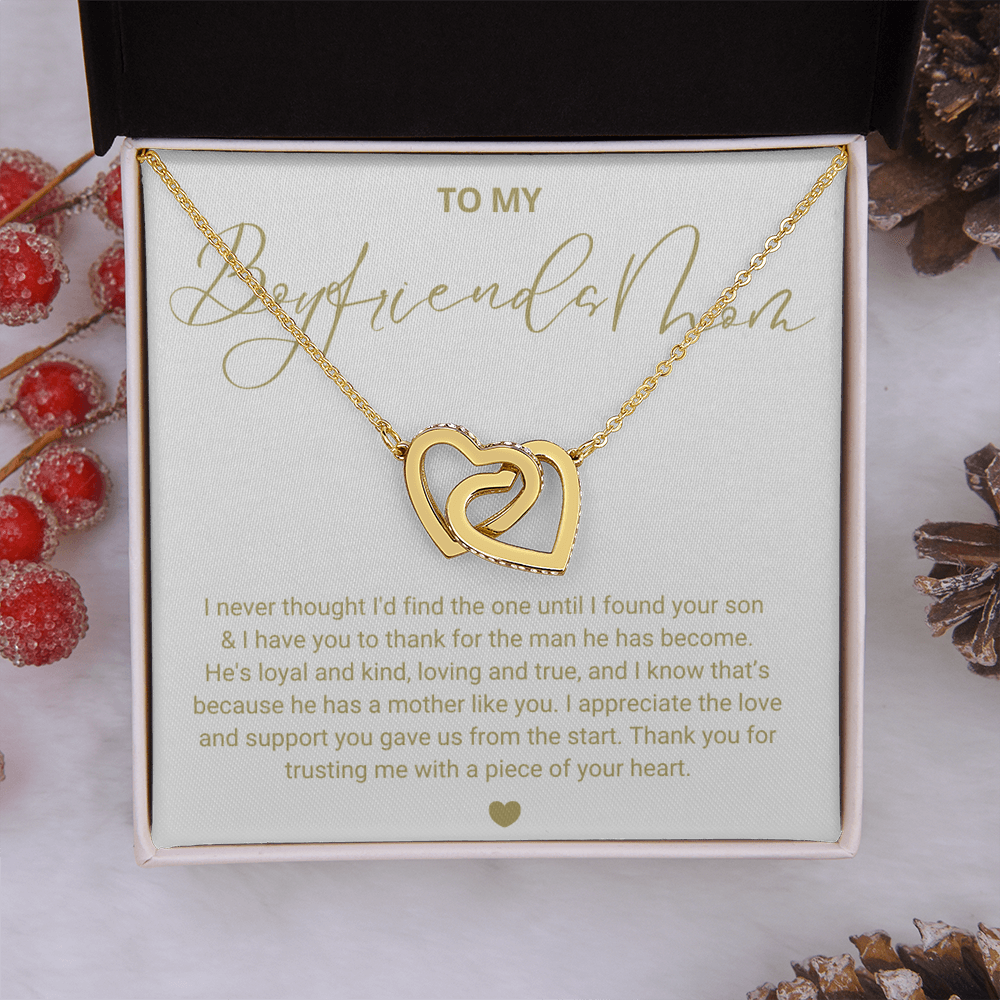 To My Boyfriend's Mom - Linked Hearts Necklace - Message Card Gift